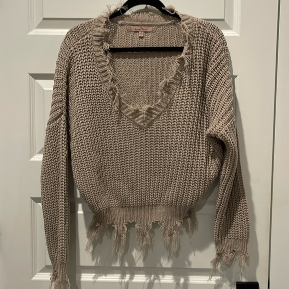 Sweater like new - Picture 1 of 4